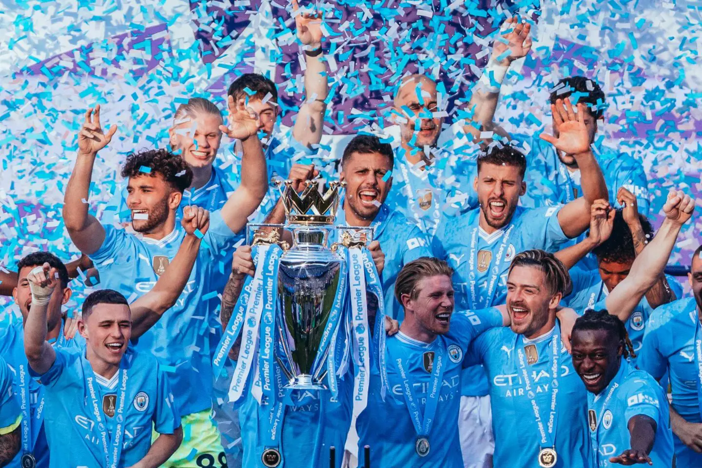 Manchester City Holding Cup
