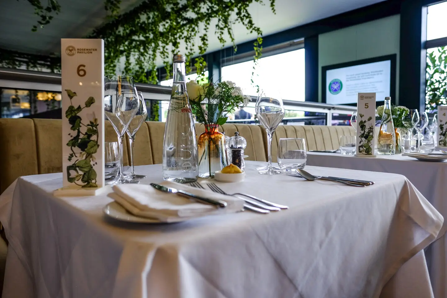 Table setting - Rosewater